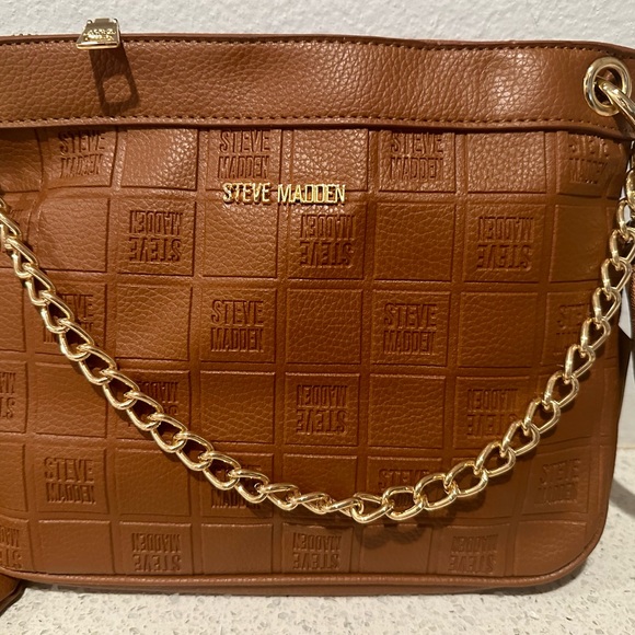 Steve Madden - Picture 6 of 10